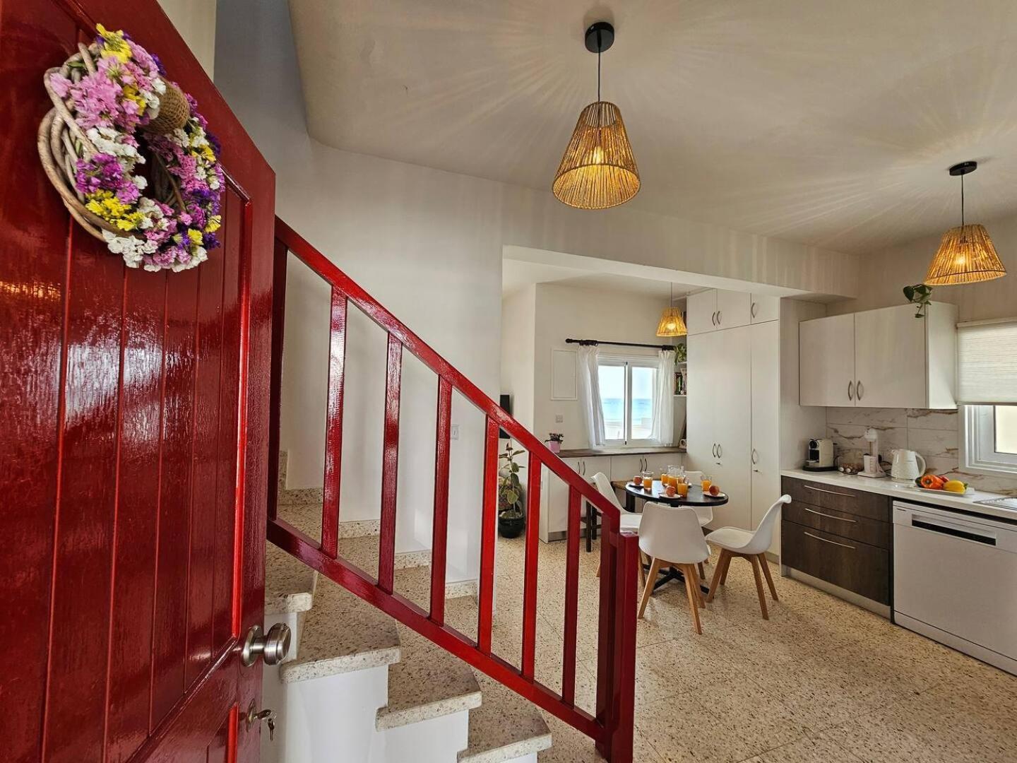Вилла Ammos Beachfront Paradise Ларнака