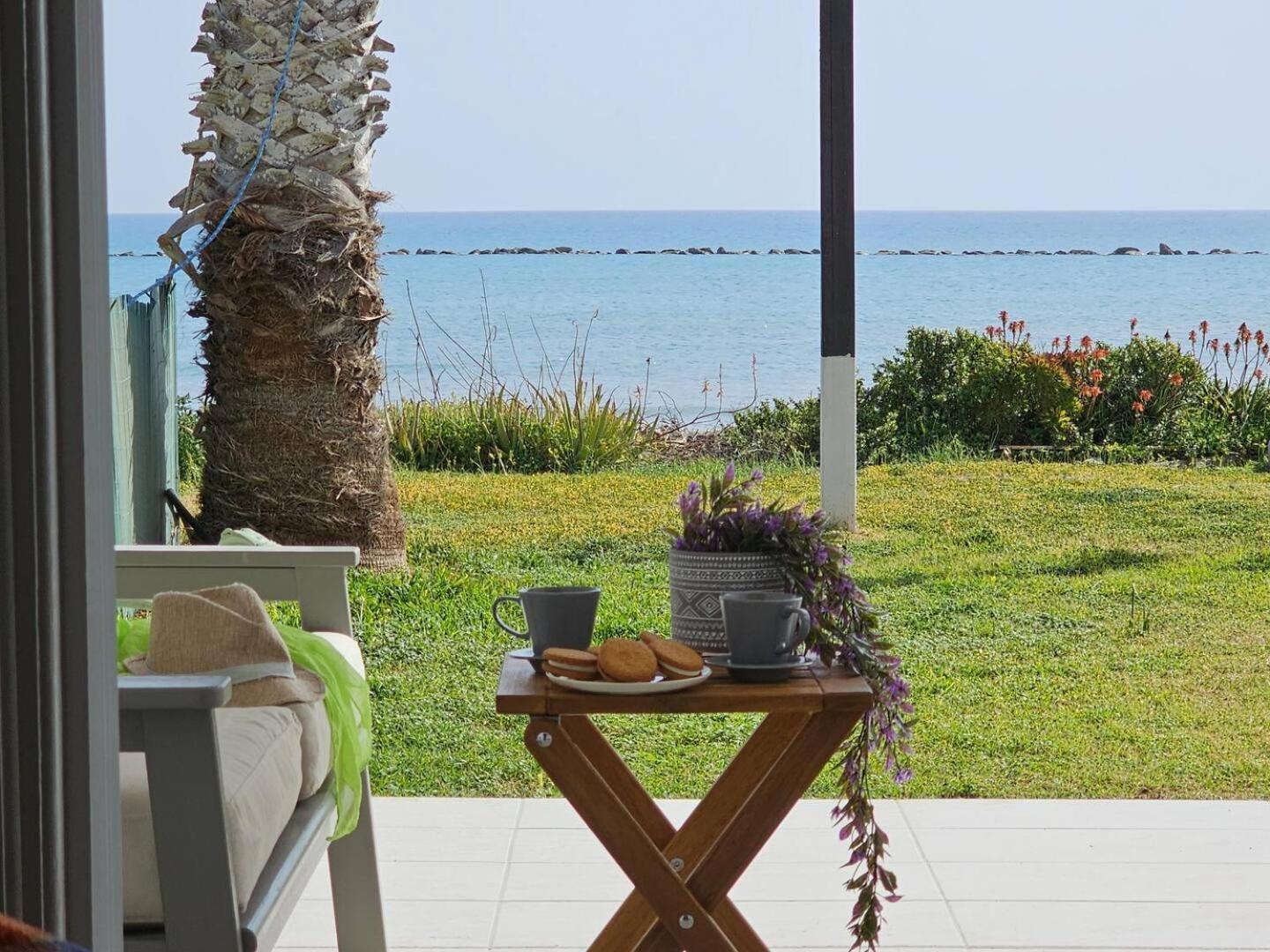 Ammos Beachfront Paradise Вилла Ларнака