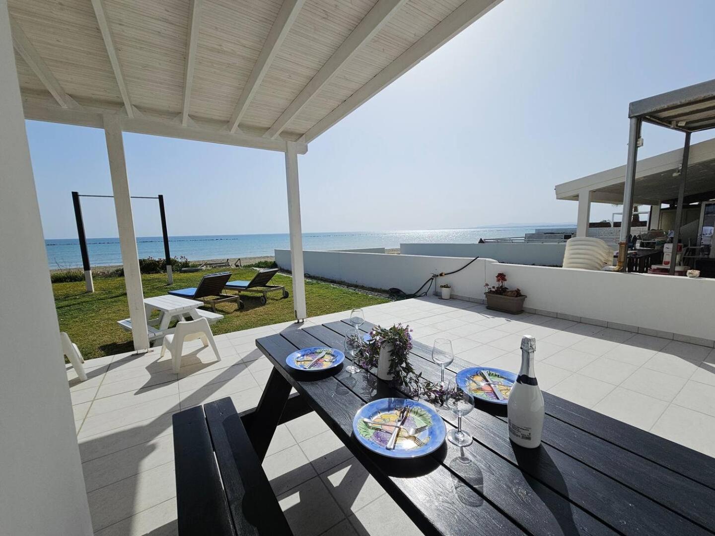 Ammos Beachfront Paradise Вилла